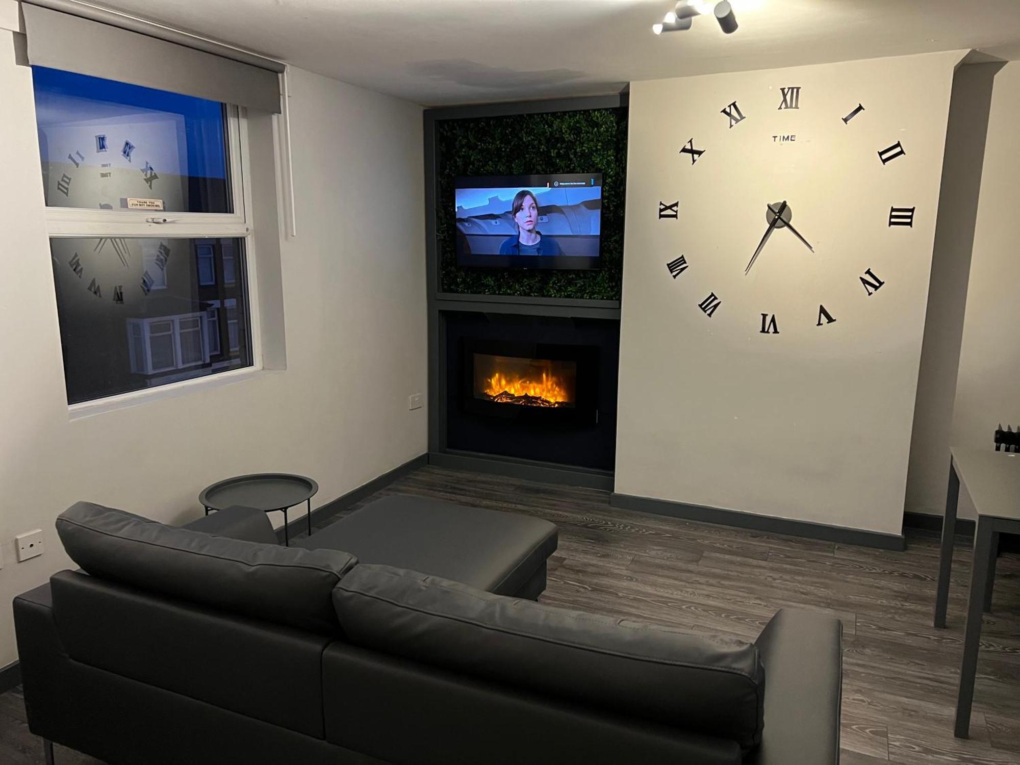 Vibe Holiday Apartments Blackpool Buitenkant foto